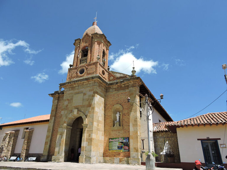 Susa Cundinamarca Pueblo Limpio Y Plano Del Altiplano